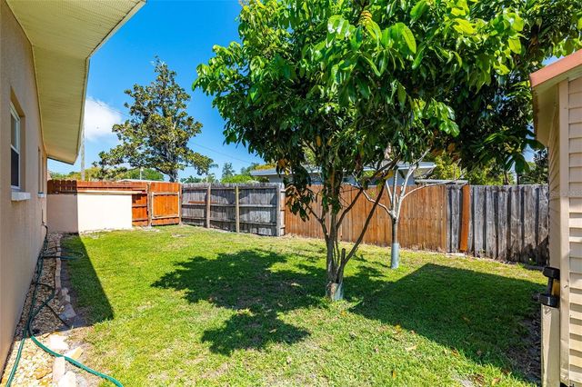 1365 WINDSOR DRIVE, Clearwater, FL 33756