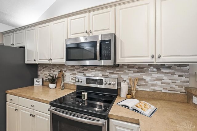 1336 Cotswold Lane, Hamilton, OH 45013