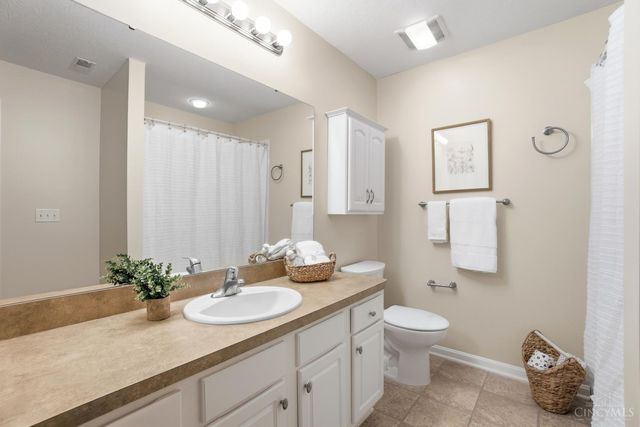 1336 Cotswold Lane, Hamilton, OH 45013