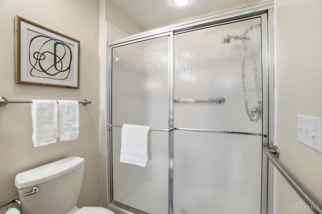 1336 Cotswold Lane, Hamilton, OH 45013