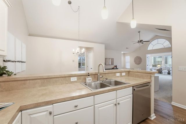 1336 Cotswold Lane, Hamilton, OH 45013