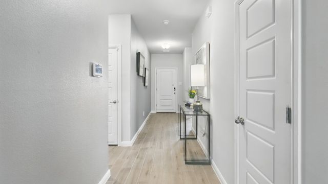 404 SUNDAY SLIENCE Way, Granbury, TX 76049