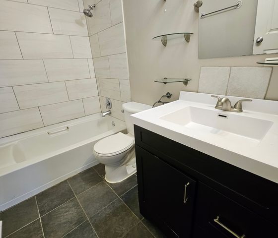 1375 Rebecca Drive 219, Hoffman Estates, IL 60194