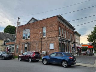 245 Main Street, Poultney, VT 05764