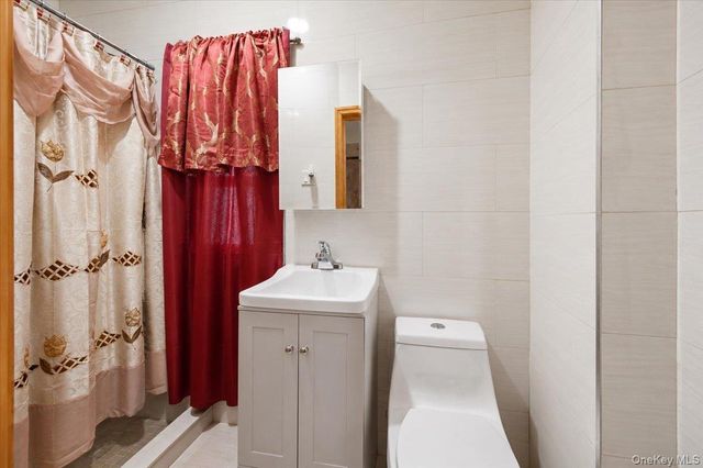 1850 Unionport Road, Bronx, NY 10462
