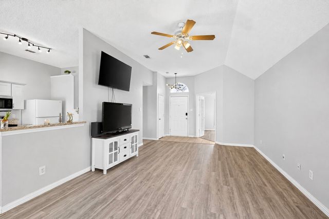 8005 Park Lane, Rowlett, TX 75089
