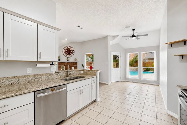 8005 Park Lane, Rowlett, TX 75089