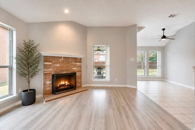 8005 Park Lane, Rowlett, TX 75089