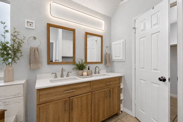8005 Park Lane, Rowlett, TX 75089