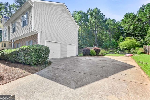 35 Hidden Brook Trail, Newnan, GA 30265