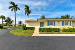 2854 E Crosley Dr E J, West Palm Beach, FL 33415