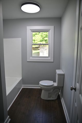 808 S Franklin St, Tullahoma, TN 37388