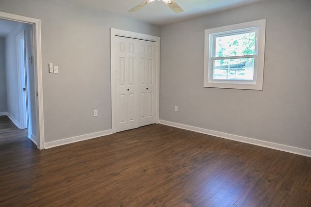 808 S Franklin St, Tullahoma, TN 37388