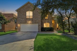 9218 Tay Dr, Helotes, TX 78023