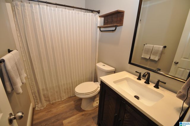 220 CAMDEN COVE PARKWAY, Calera, AL 35040