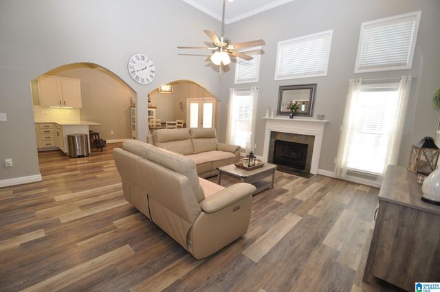 220 CAMDEN COVE PARKWAY, Calera, AL 35040