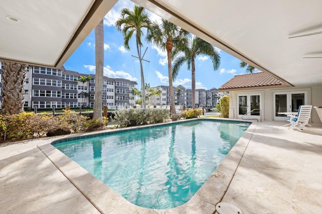 5201 NE 32 Avenue, Fort Lauderdale, FL 33308