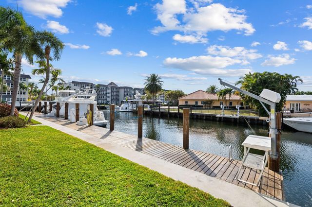 5201 NE 32 Avenue, Fort Lauderdale, FL 33308