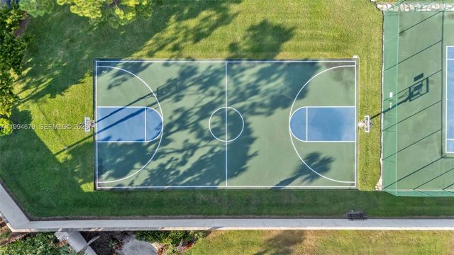 237 Mclean Point, Winter Haven, FL 33884