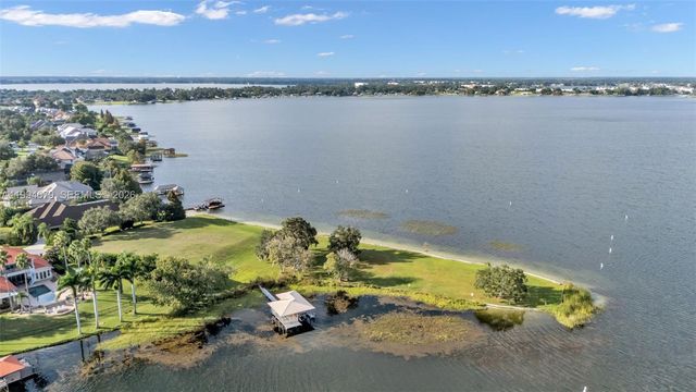 237 Mclean Point, Winter Haven, FL 33884