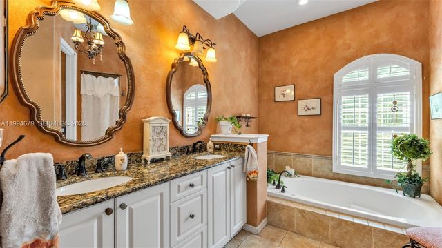 237 Mclean Point, Winter Haven, FL 33884
