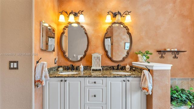 237 Mclean Point, Winter Haven, FL 33884