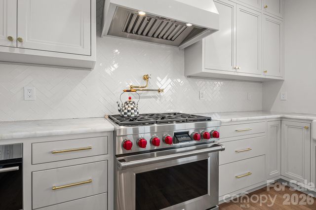 54 Mountain Shadows Drive, Leicester, NC 28748