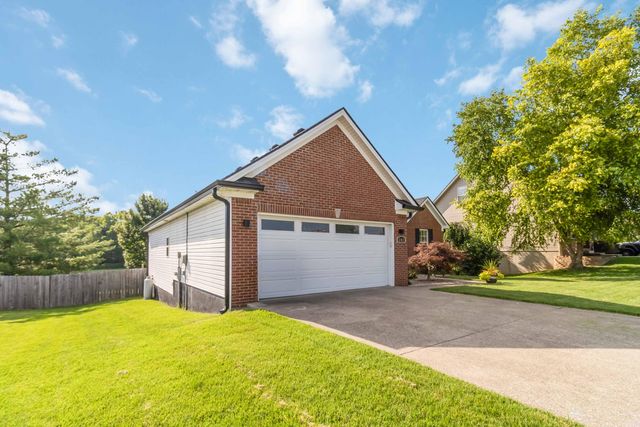 201 Nelson Park, Nicholasville, KY 40356