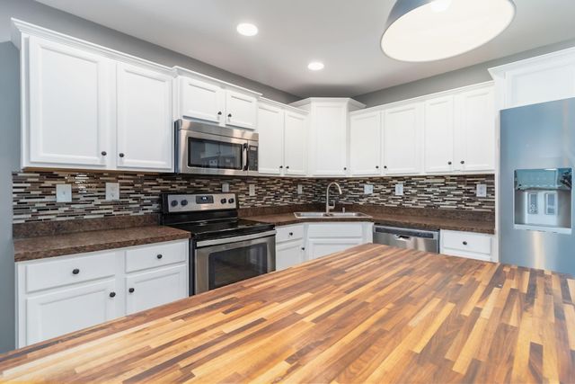 201 Nelson Park, Nicholasville, KY 40356