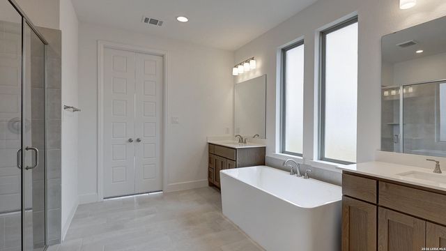 3034 Eagle Rise, San Antonio, TX 78245