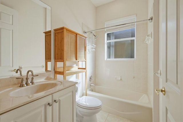 4290 VIA DEL VILLETTI DRIVE, Venice, FL 34293