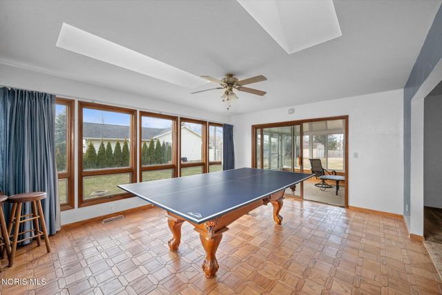 384 Southwood Drive, Perrysburg, OH 43551