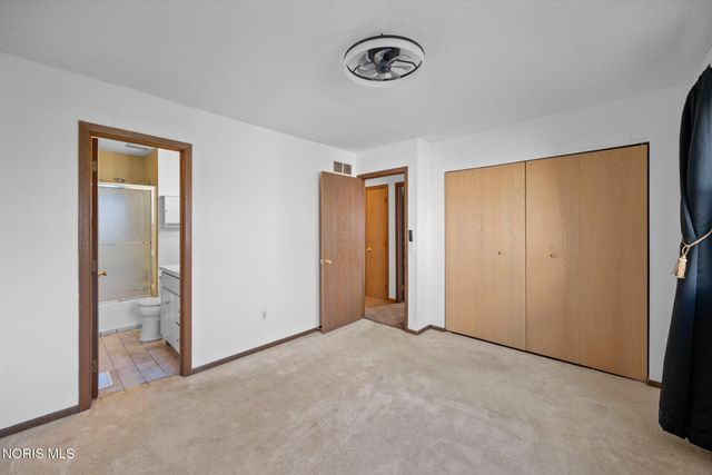 384 Southwood Drive, Perrysburg, OH 43551