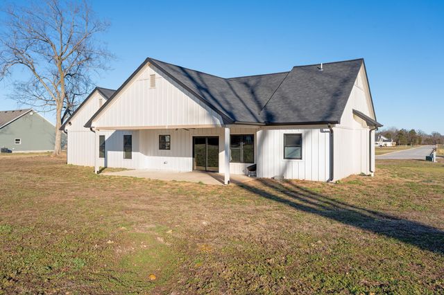 61500 Tarhe Trail, Fairland, OK 74343