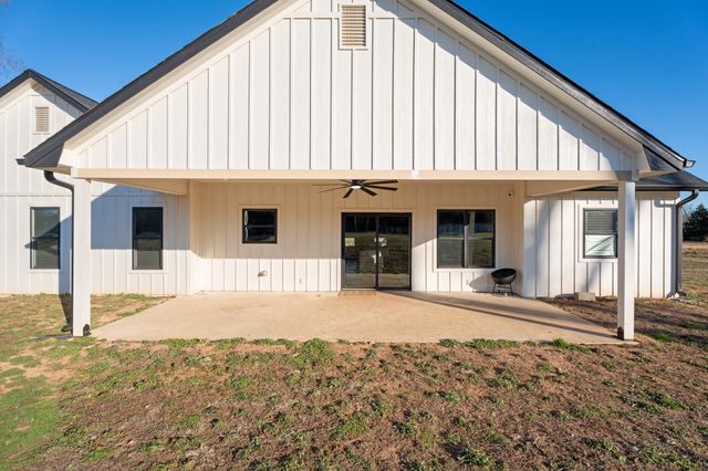 61500 Tarhe Trail, Fairland, OK 74343