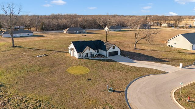 61500 Tarhe Trail, Fairland, OK 74343