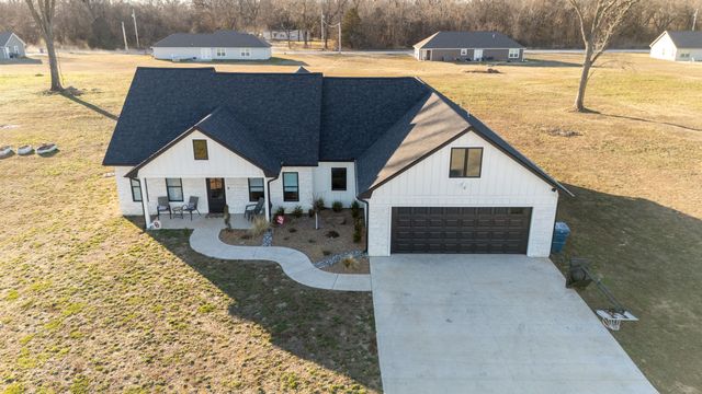 61500 Tarhe Trail, Fairland, OK 74343