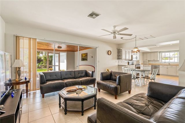 618 Conn Way, Vero Beach, FL 32963