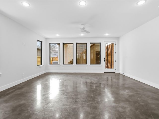 5141 Byers Avenue, Fort Worth, TX 76107