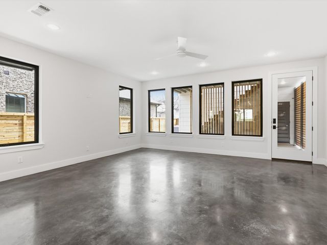 5141 Byers Avenue, Fort Worth, TX 76107