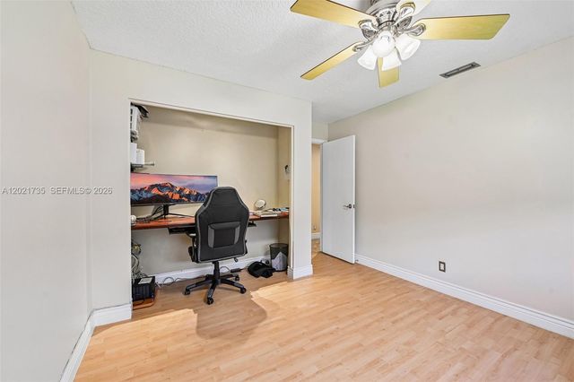 483 NW 107th Ave, Coral Springs, FL 33071