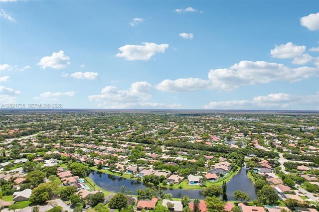 483 NW 107th Ave, Coral Springs, FL 33071