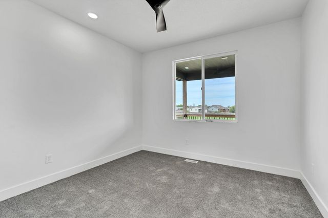 2904 Sunnyslope, Park City, KS 67219