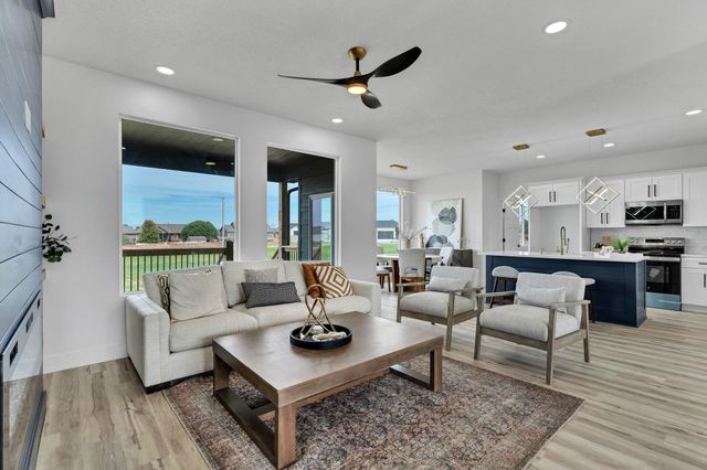 2904 Sunnyslope, Park City, KS 67219