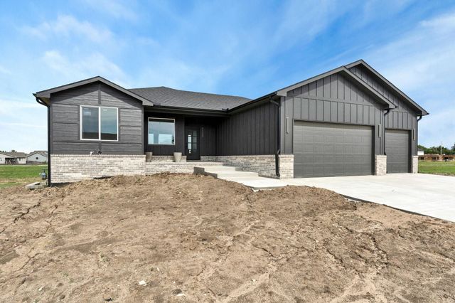 2904 Sunnyslope, Park City, KS 67219