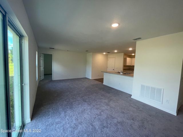 1215 Hastings Road SW, Palm Bay, FL 32908