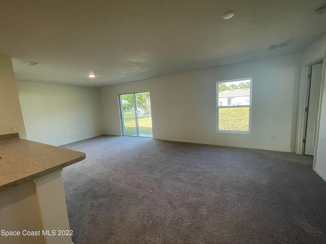 1215 Hastings Road SW, Palm Bay, FL 32908