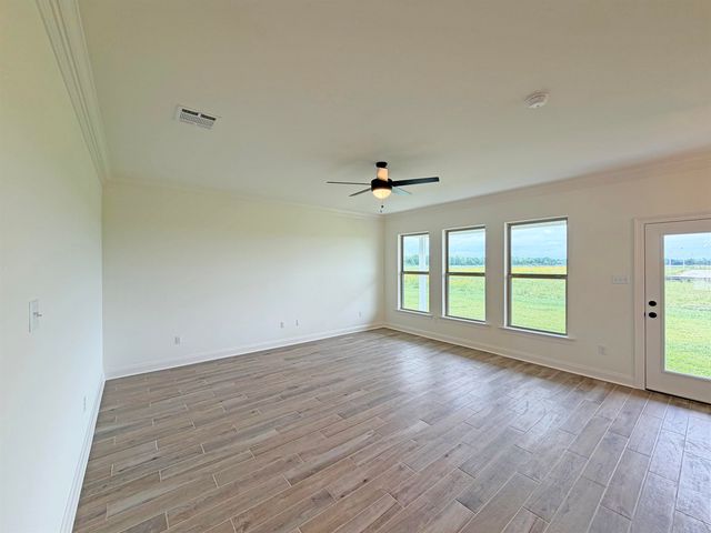 201 Spring Grove Loop, Thibodaux, LA 70301
