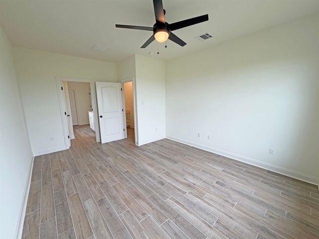 201 Spring Grove Loop, Thibodaux, LA 70301