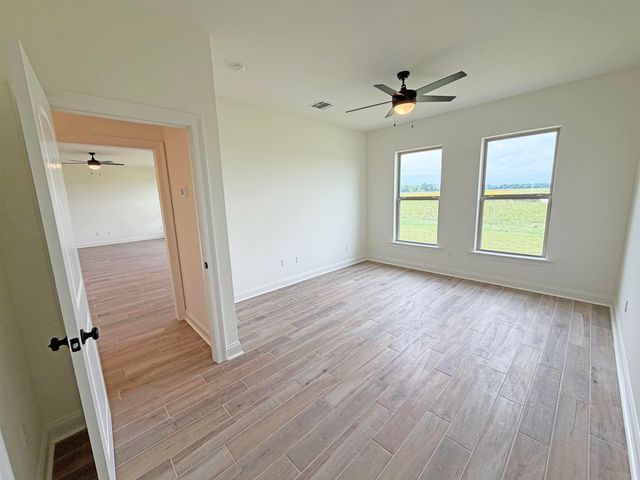 201 Spring Grove Loop, Thibodaux, LA 70301